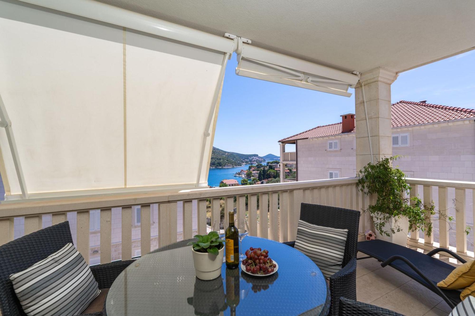 Apartment Seaview Elegance